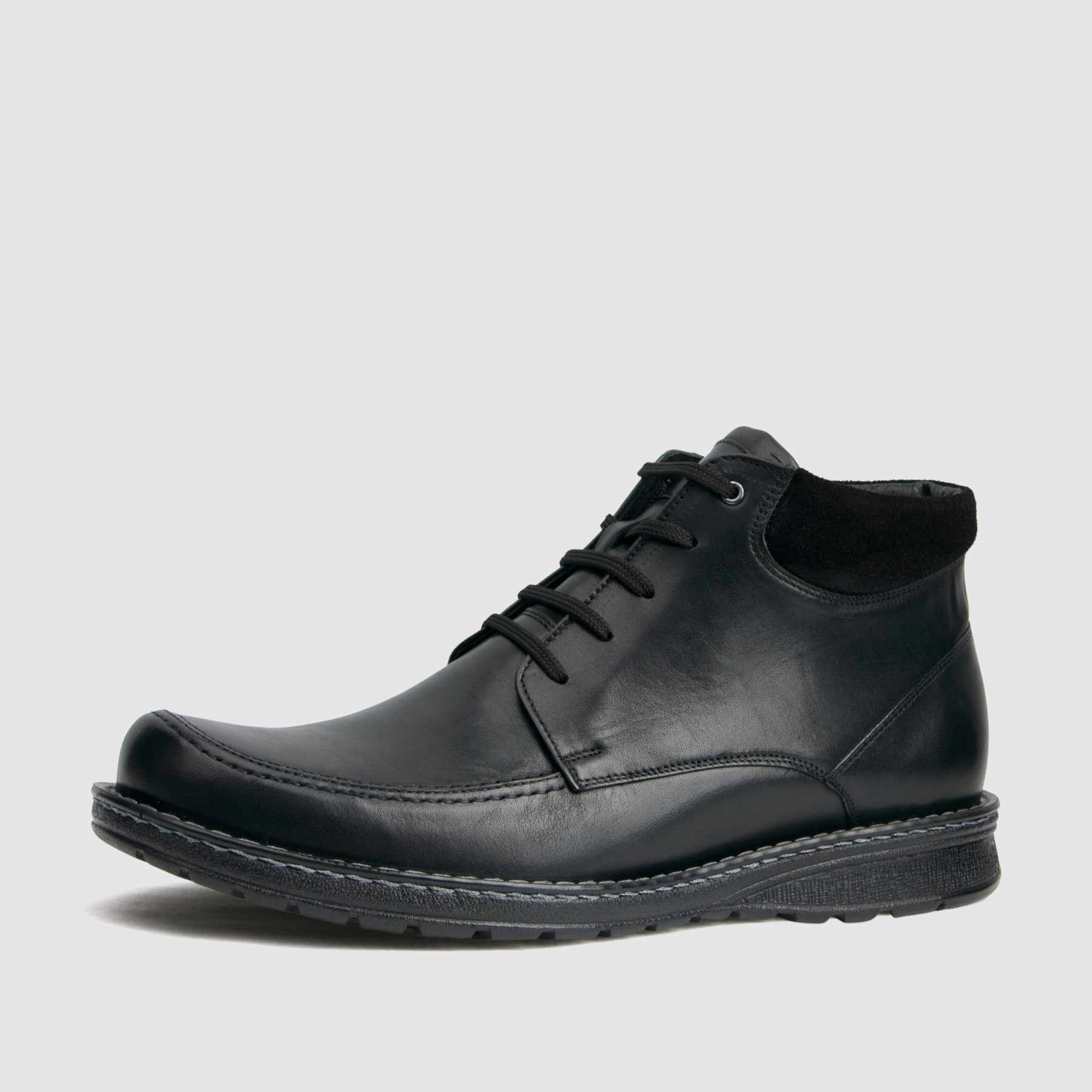 Trzewik casual TAPI A-2471 czarna licowa skóra