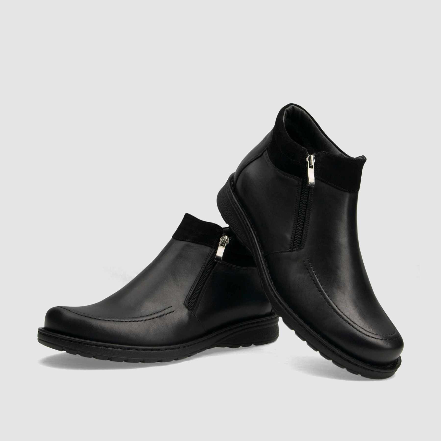 Trzewik casual TAPI A-2467 czarna licowa skóra
