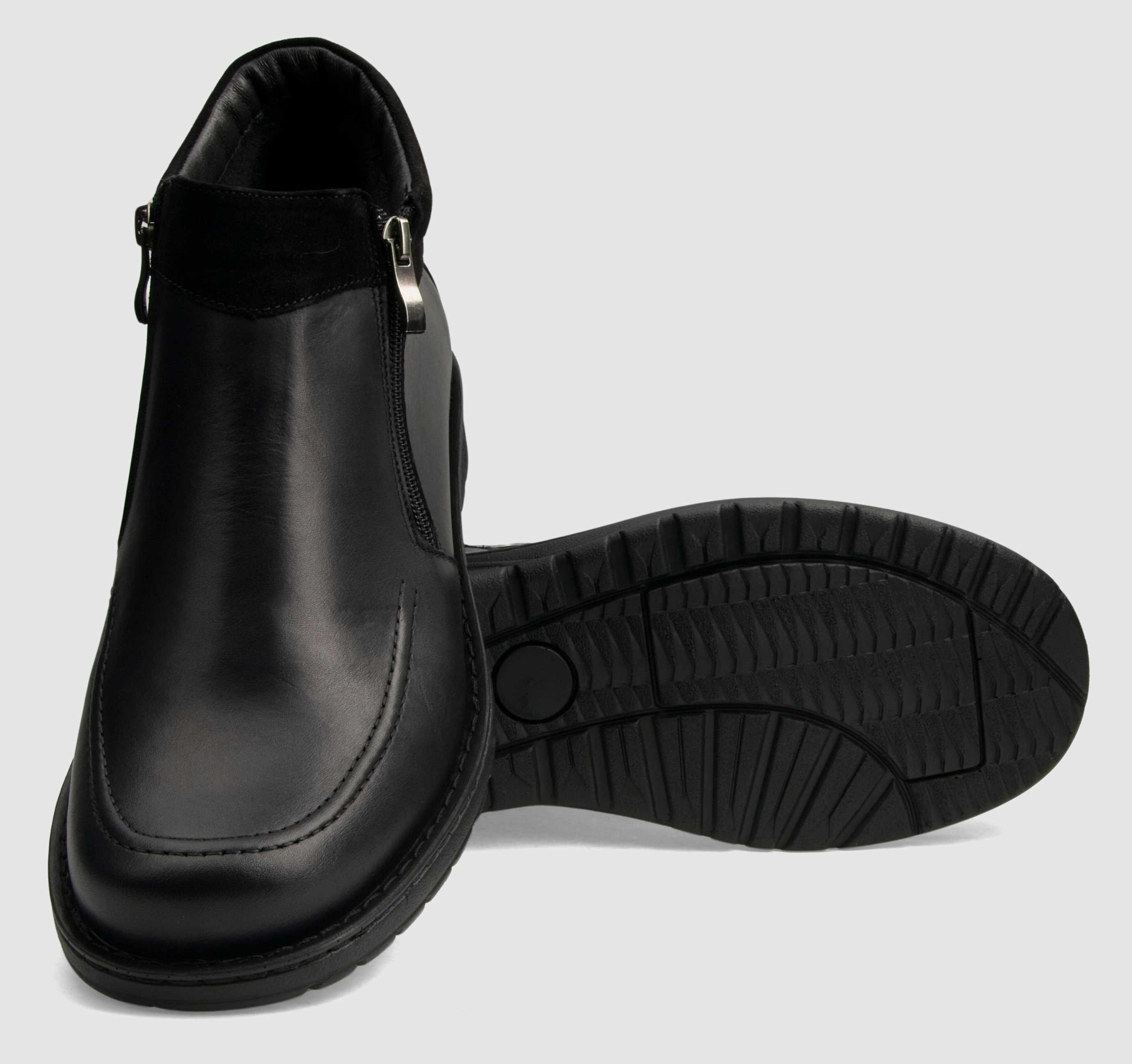 Trzewik casual TAPI A-2467 czarna licowa skóra