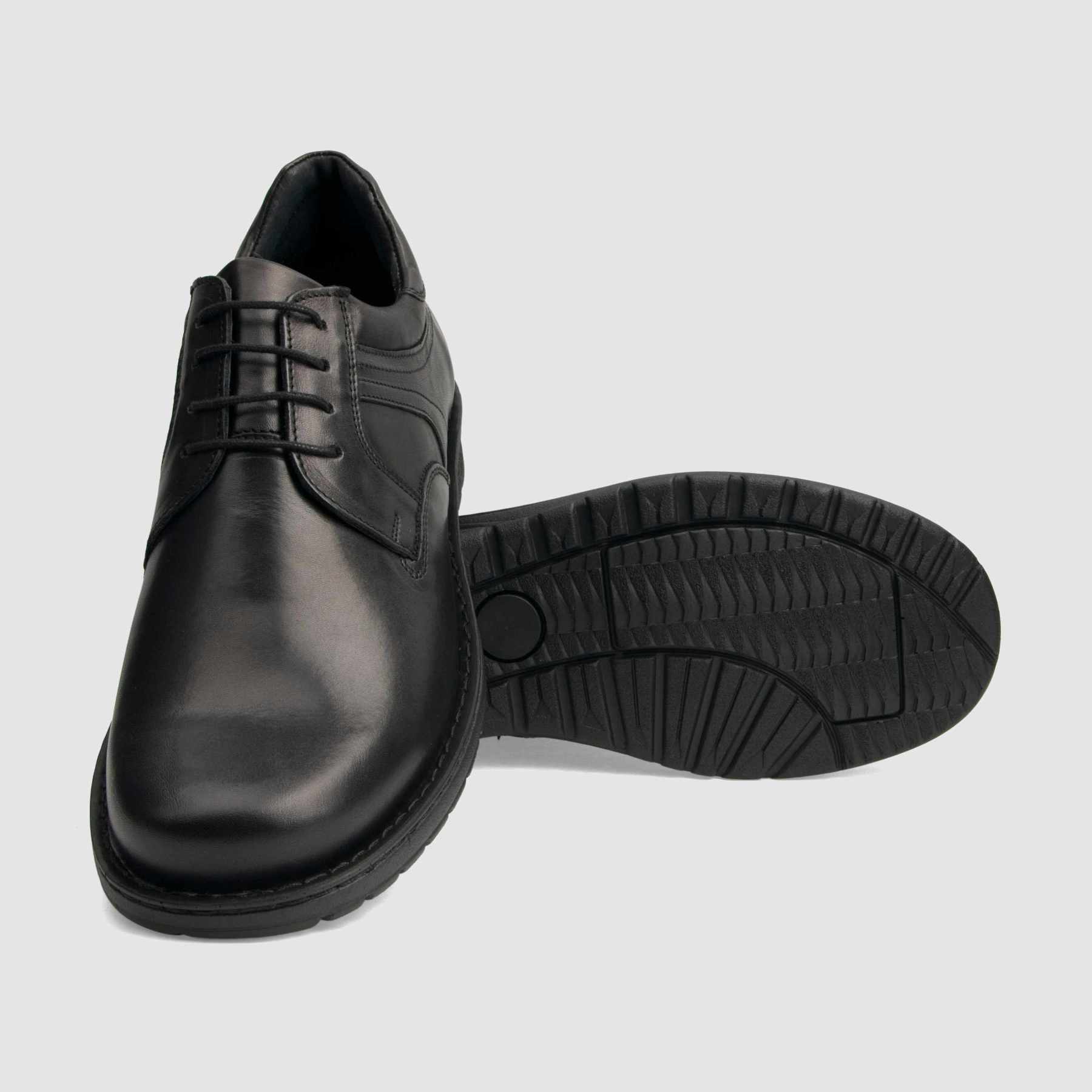 Półbut casual TAPI A-7272 czarna licowa skóra