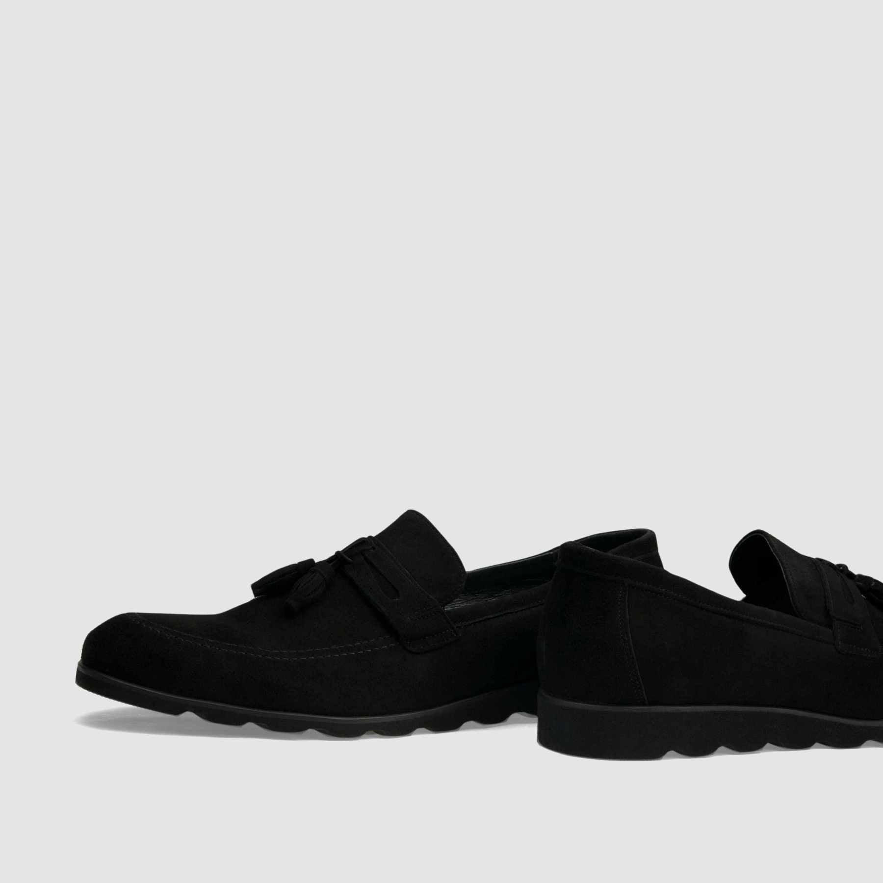 Loafers TAPI AA-6361 czarny welur z lekką podeszwą w klin