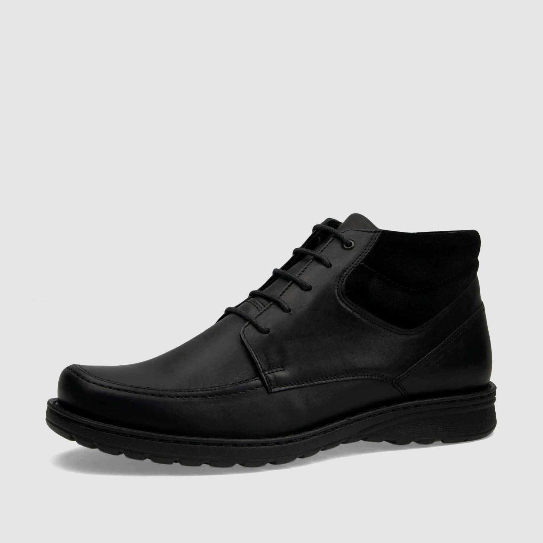 Trzewik casual TAPI B-2468 czarna licowa skóra