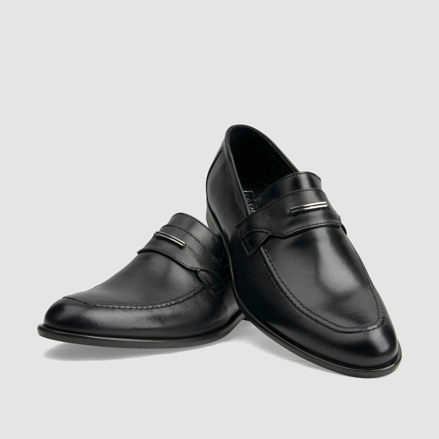 Półbut wizytowy TAPI B-6751 czarna licowa skóra - loafers