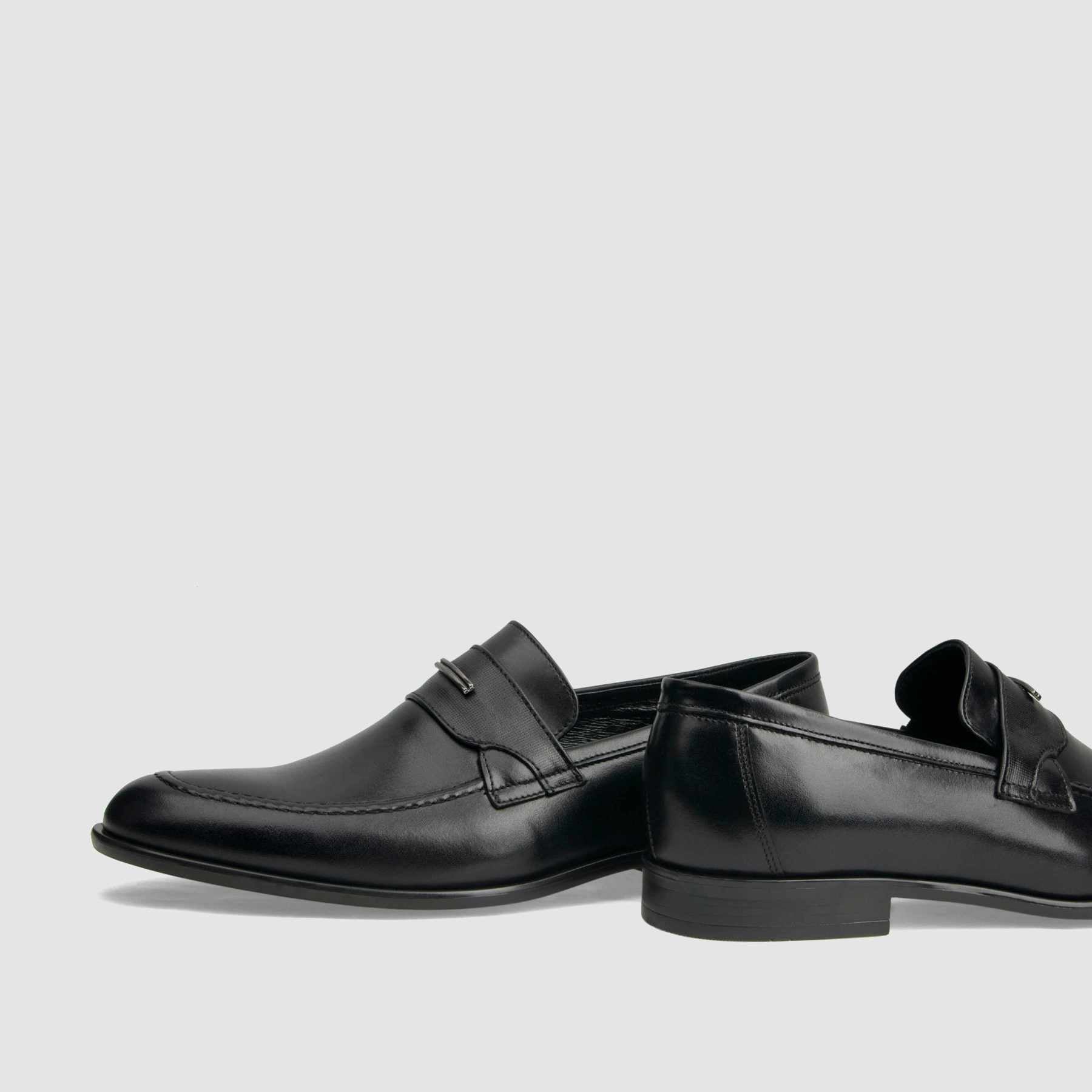 Półbut wizytowy TAPI B-6751 czarna licowa skóra - loafers