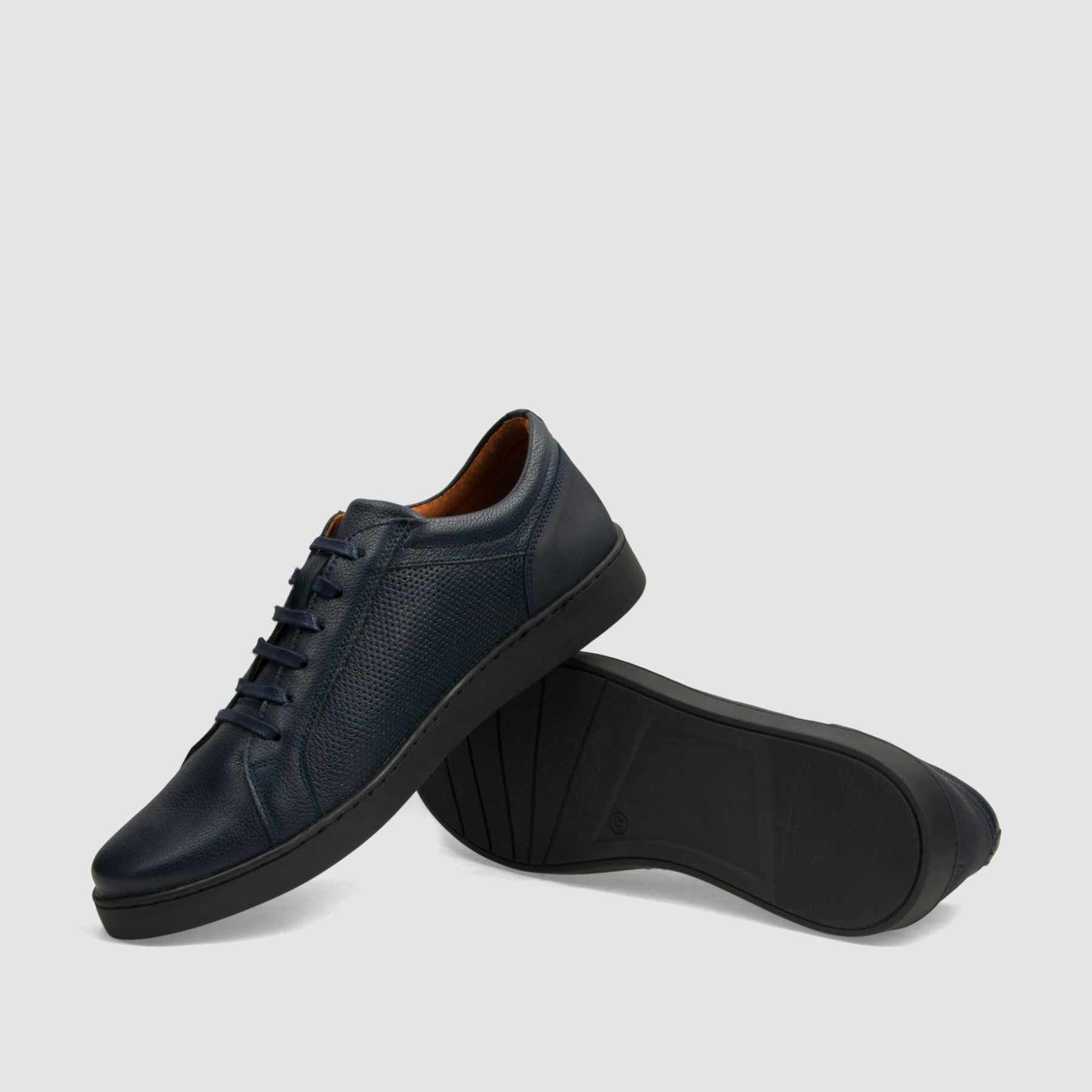 Trampki TAPI B - 7618 granatowa licowa skóra - TAPI nero - Sneakersy i sportowe - Granatowy - 7