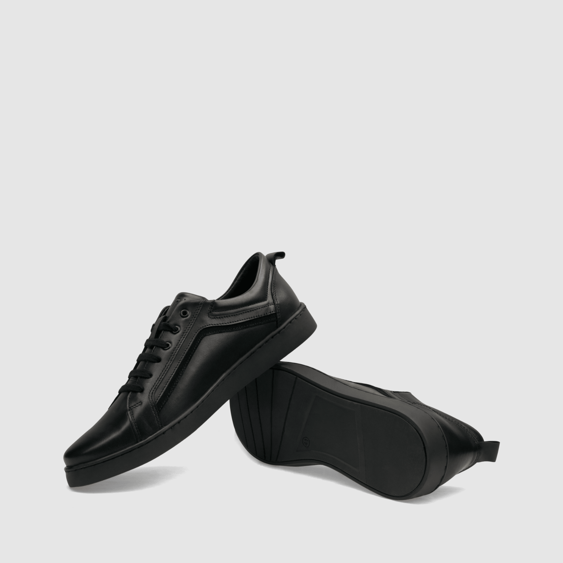 Trampki TAPI B - 7709 czarna licowa skóra - TAPI nero - Czarny - 7