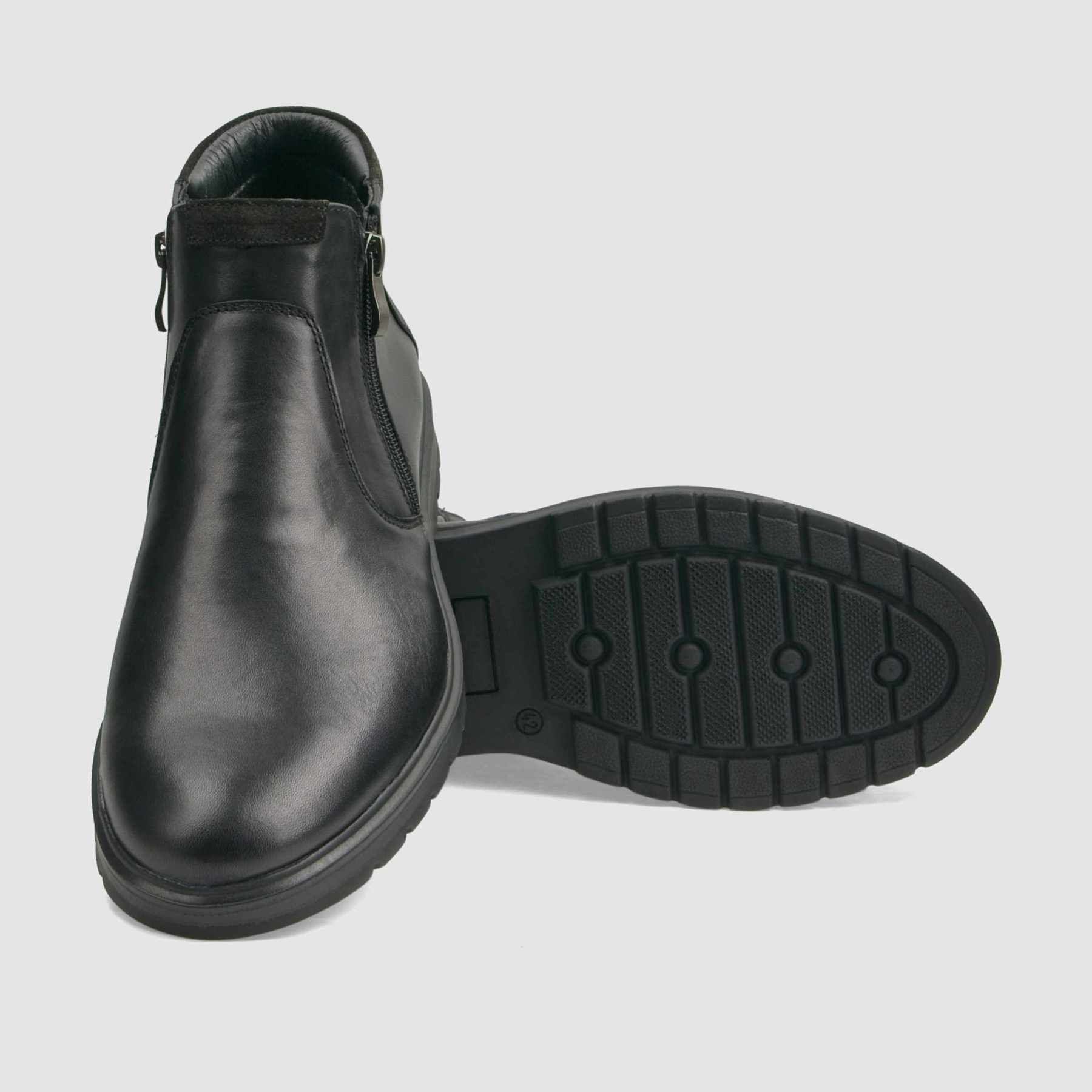 Trzewik casual TAPI G-2504 czarna licowa skora