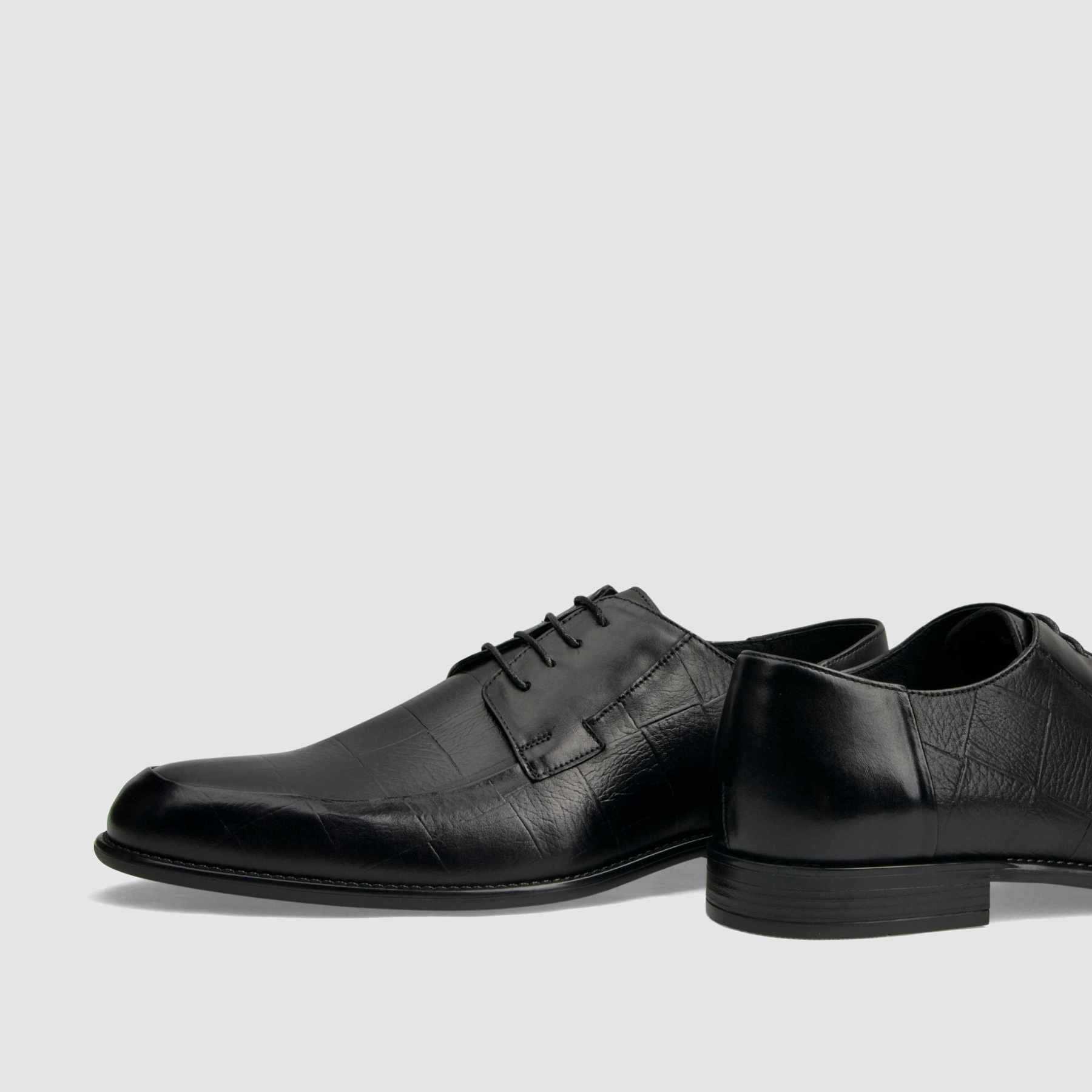 TAPI H-7138 formal shoe, black, grain embossed leather