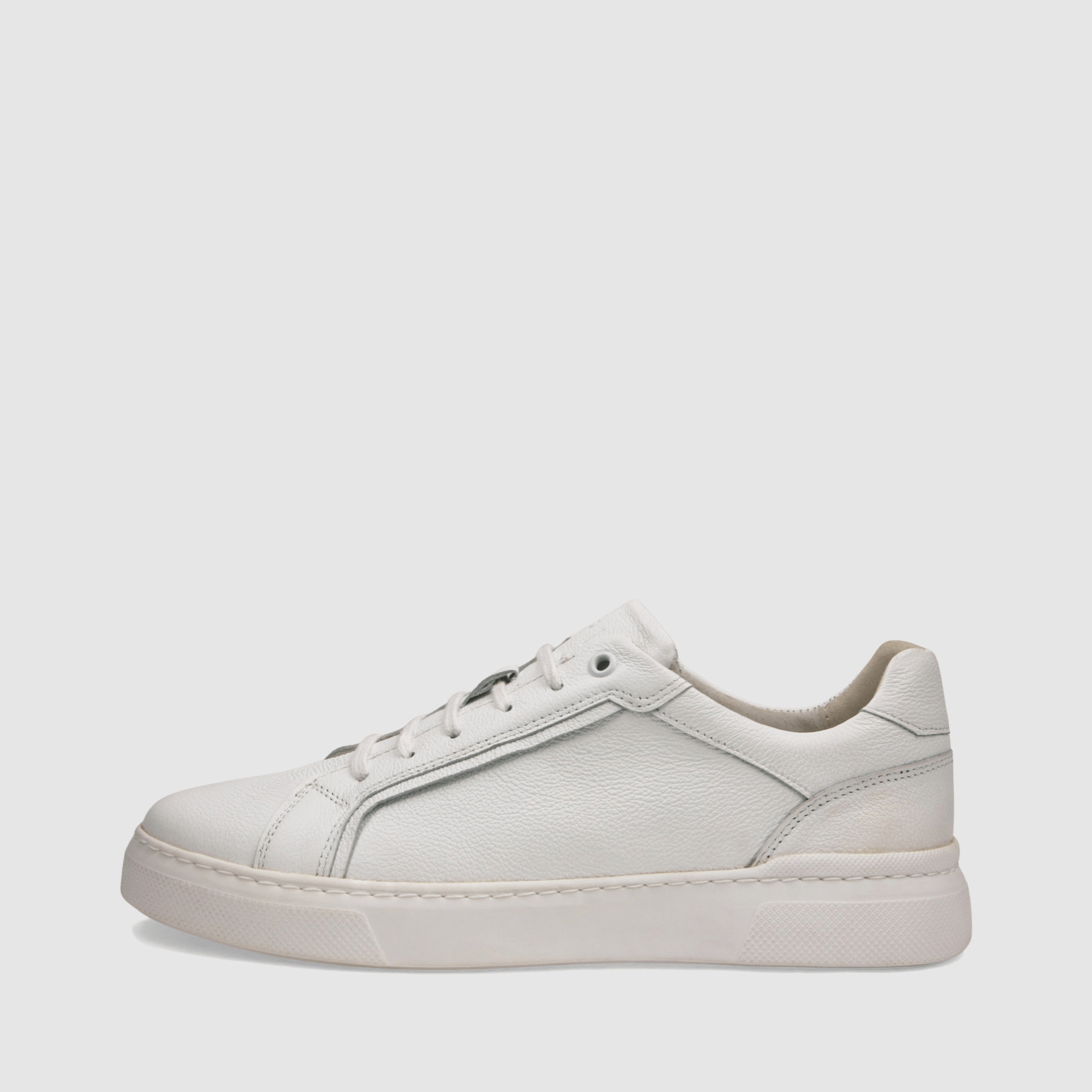 Trampki TAPI A - 7460 Biała licowa skóra - TAPI nero - Sneakersy i sportowe - Białe - 2