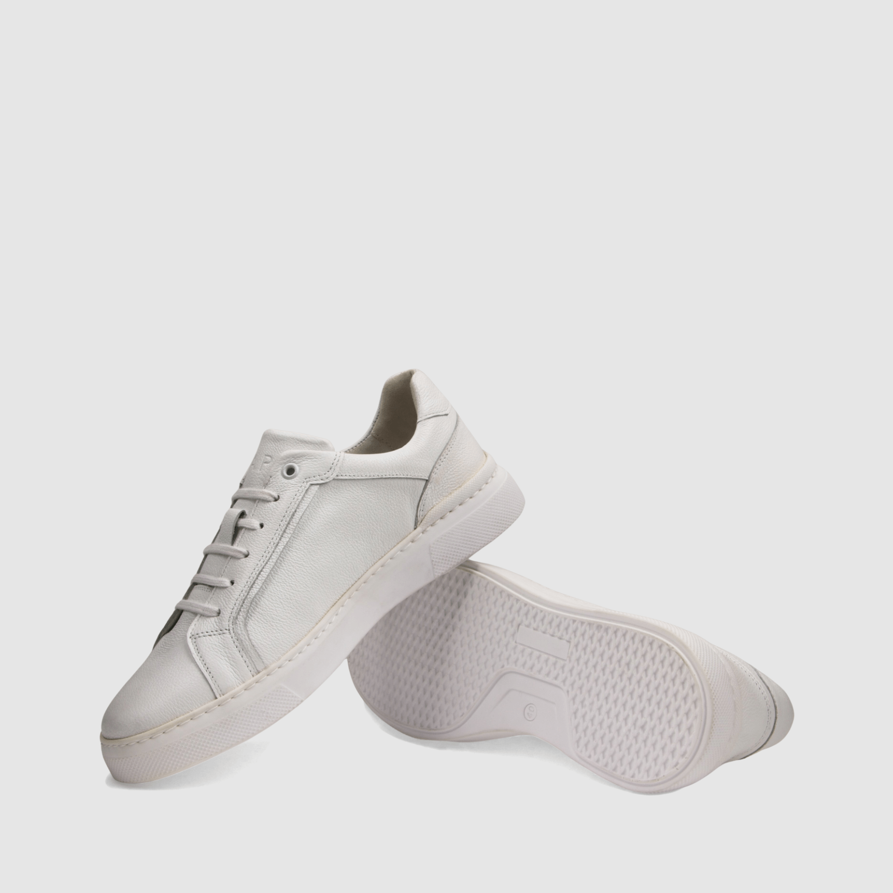 Trampki TAPI A - 7460 Biała licowa skóra - TAPI nero - Sneakersy i sportowe - Białe - 7