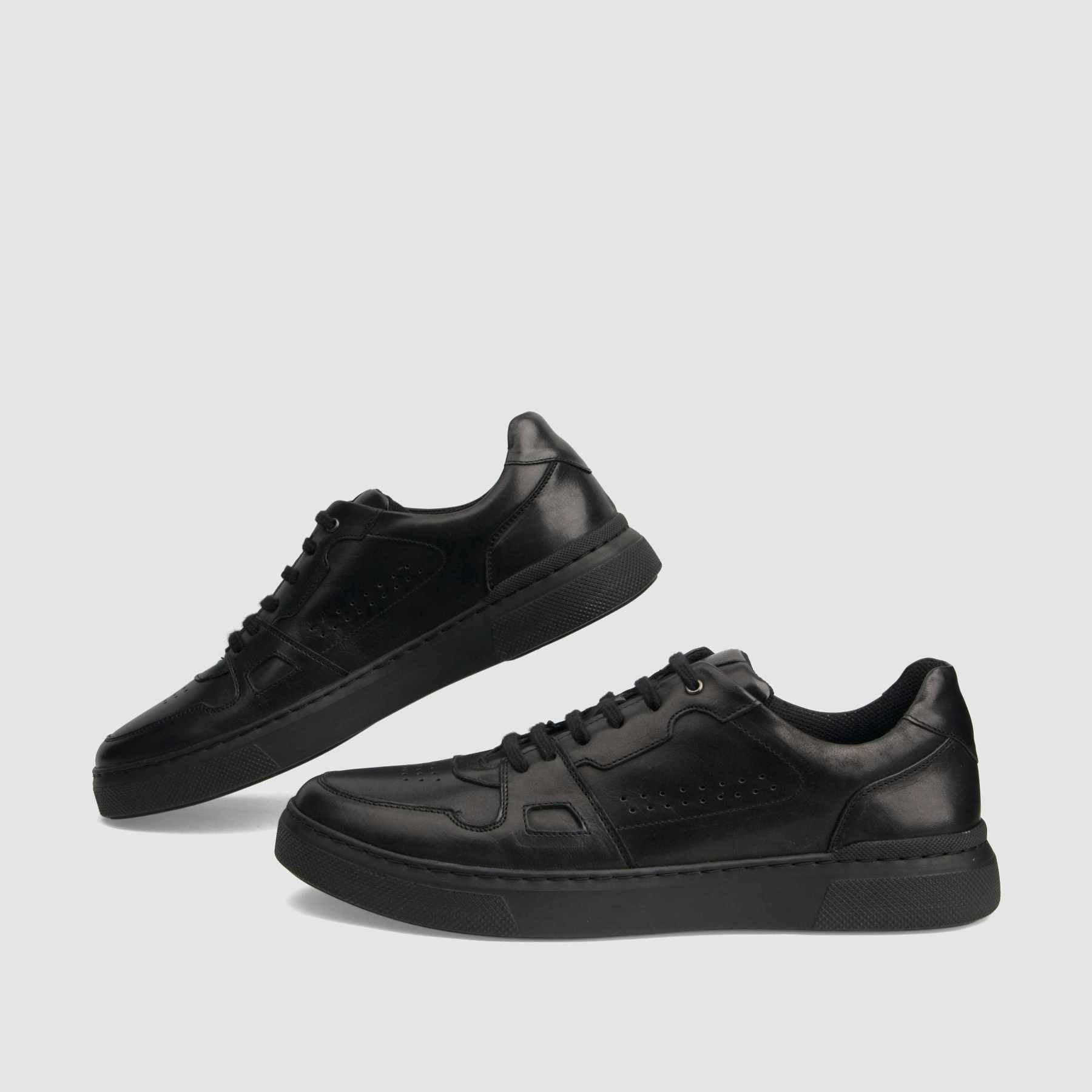 TAPI sneakers F-7364 black smooth leather